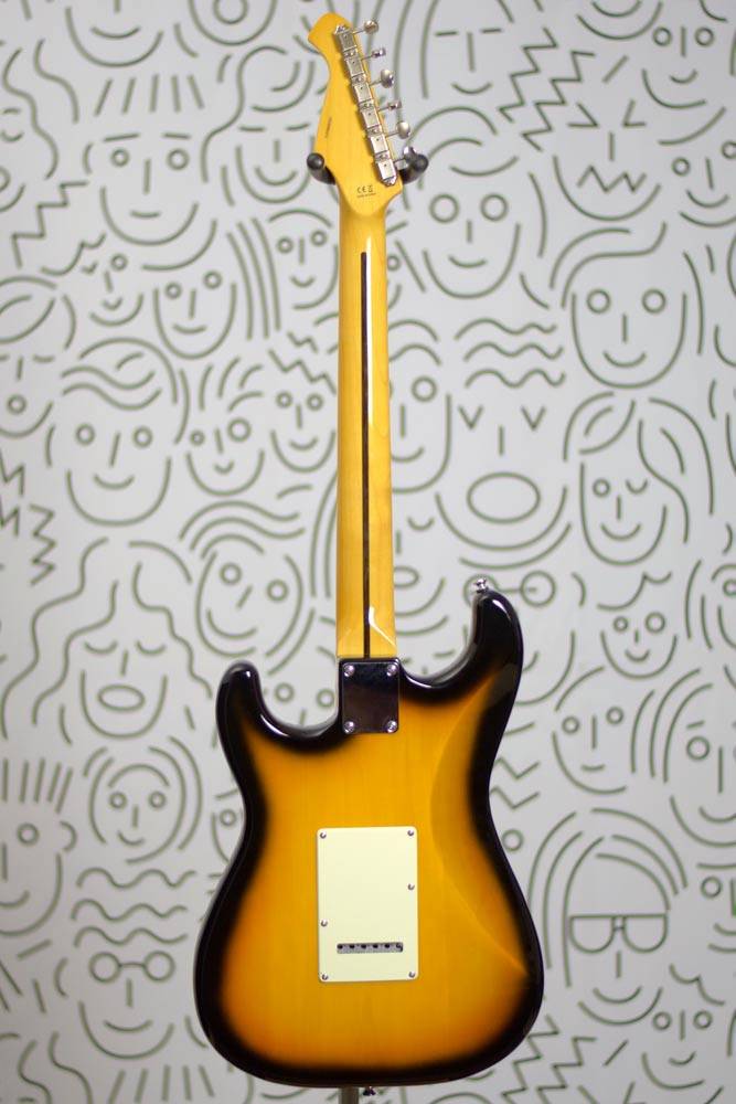 Guitarra Aria Pro II STG-57 Strato Reedição 2 Tone Sunburst :: Groover
