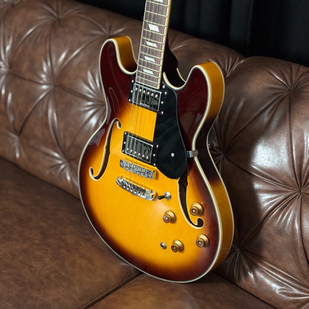 Guitarra Aria Pro II TA-Classic Brown Burst Semi-Acústica Alnico-5