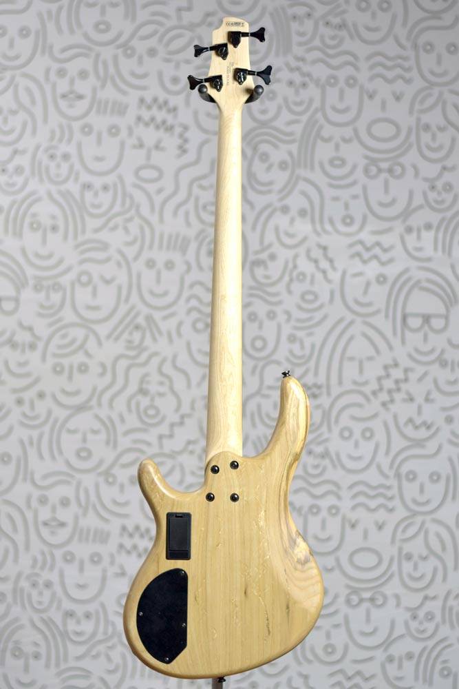 Baixo 4 Cordas Cort Action Dlx Ativo/passivo Pré Mark Bass
