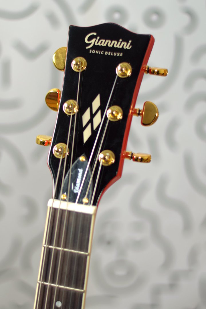 Kit Guitarra Giannini GAE06 Semi Acústica Linha Sonic Deluxe