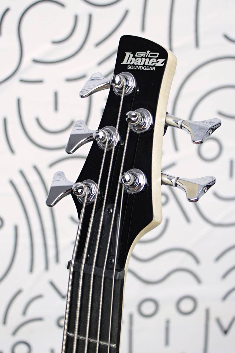 Baixo Ibanez GSR205 5 Cordas Preto :: Groover