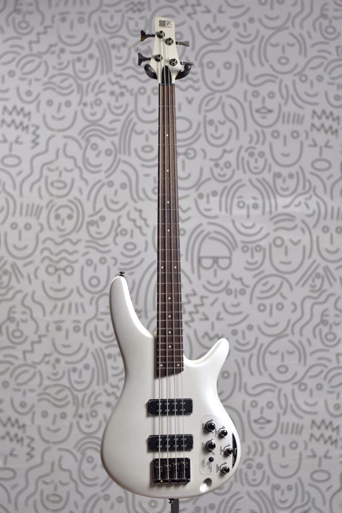 Baixo IBANEZ SR300E 4 cordas Pearl White :: Groover
