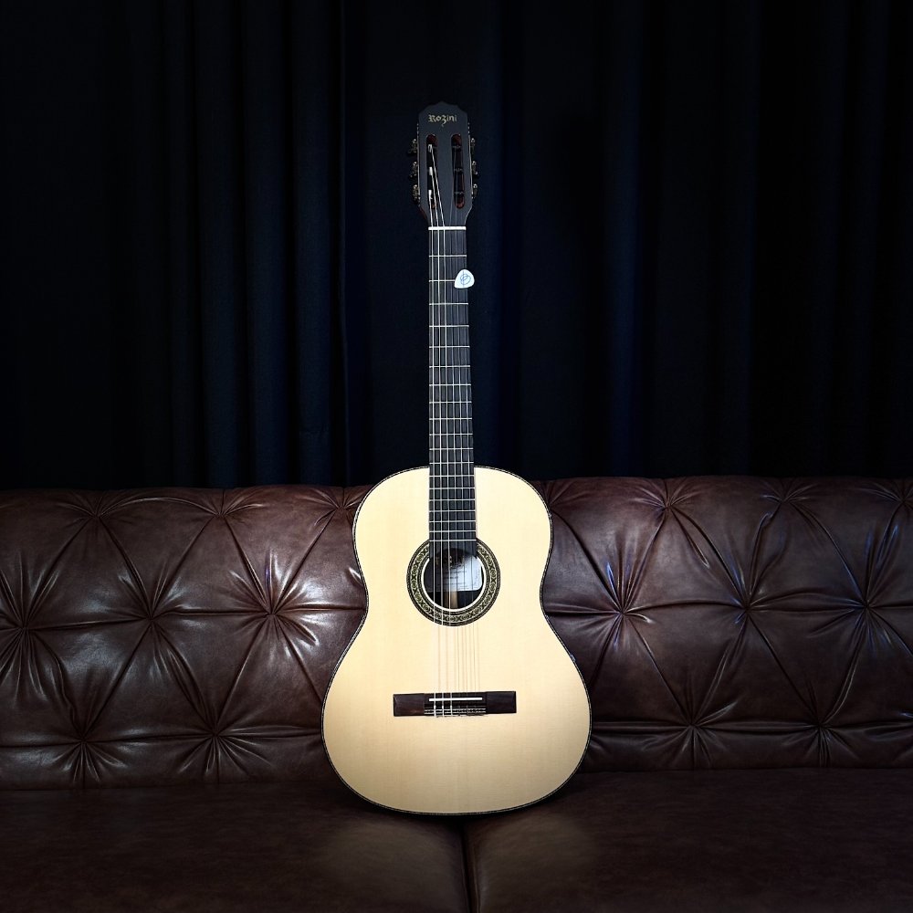 Violão Rozini Concertista Clássico RX216 Acústico Natural Todo Maciço com Case