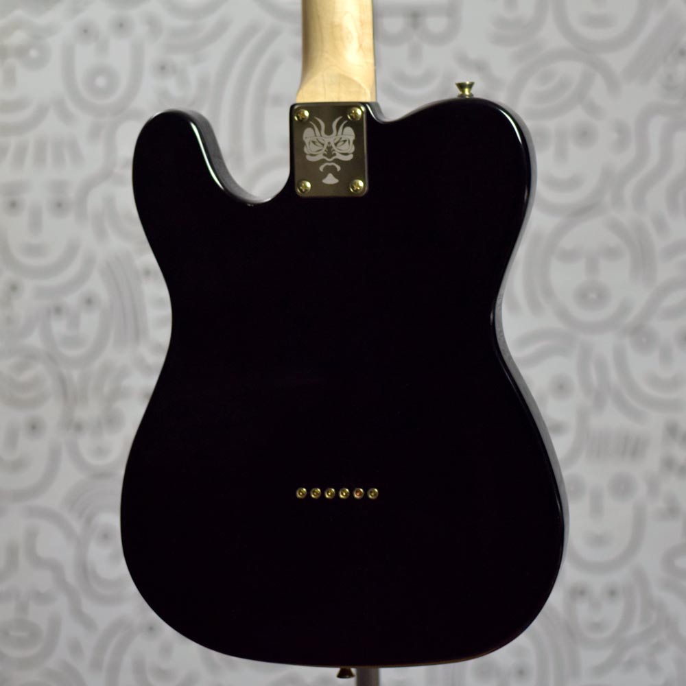Guitarra Seizi Vintage Saitama Telecaster All Black Gold :: Groover