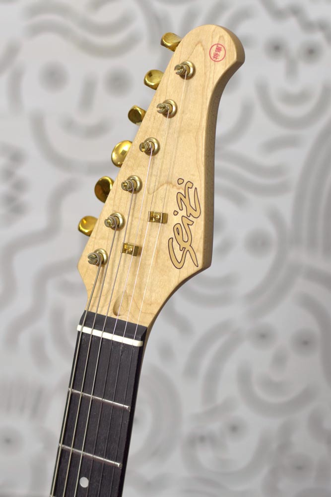 Guitarra Seizi Vintage Saitama Telecaster All Black Gold :: Groover