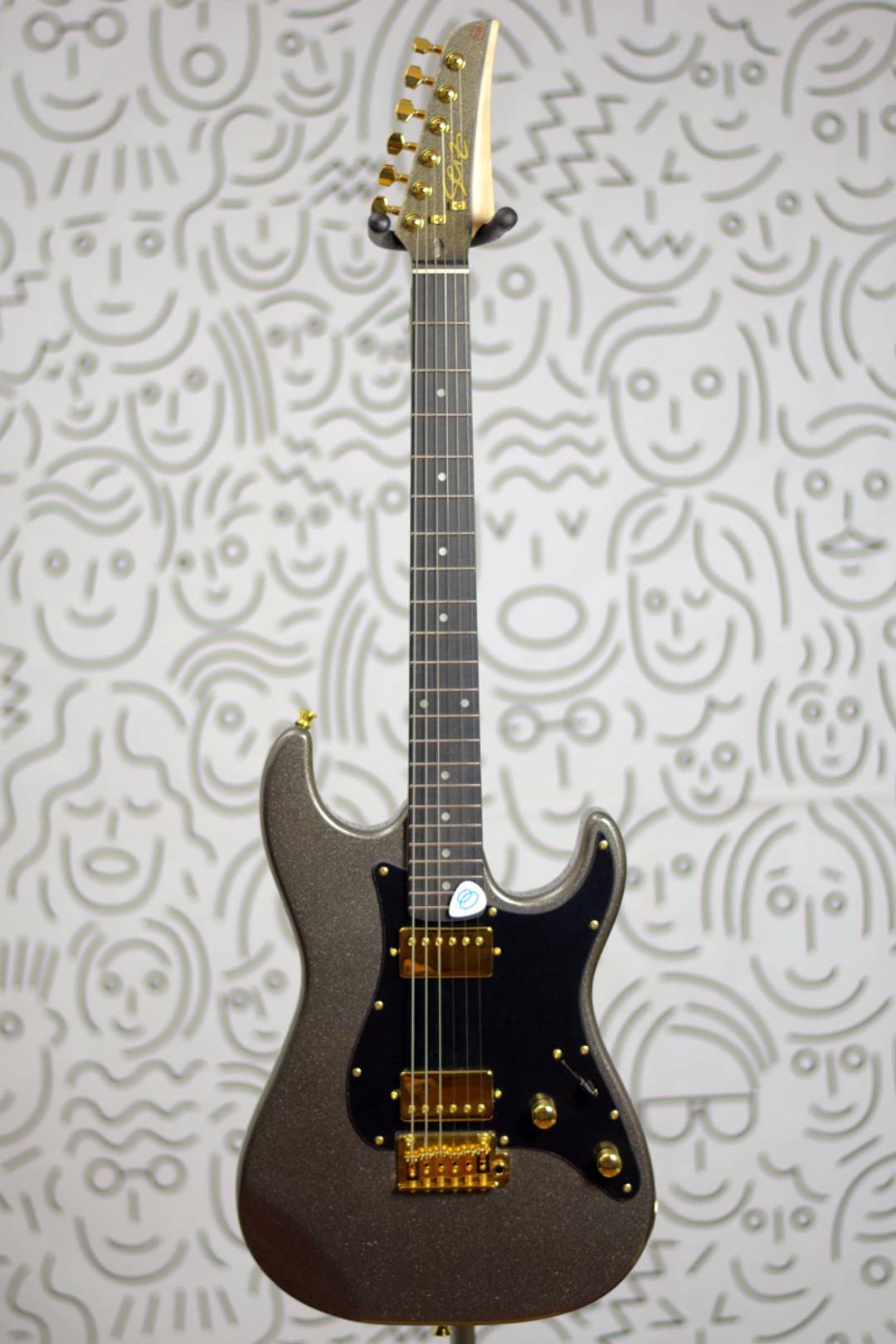 Guitarra Seizi Katana Venon HH Stratocaster Space Grey :: Groover