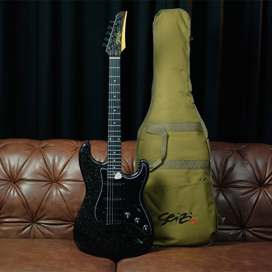 Guitarra Seizi Fun Katana Musashi HSS Escala Escura Escura All