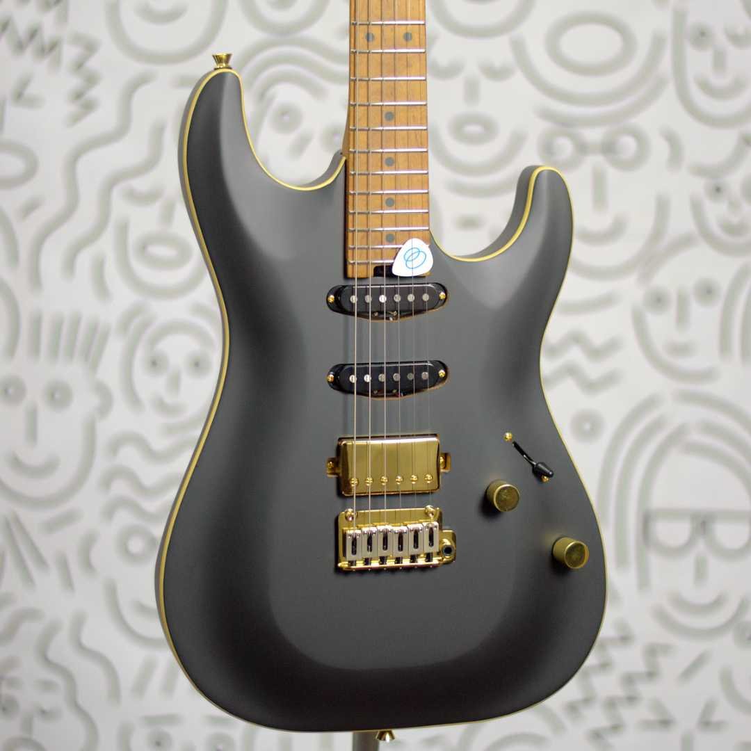 Guitarra Seizi Katana Angel HSS Blackou Mist :: Groover