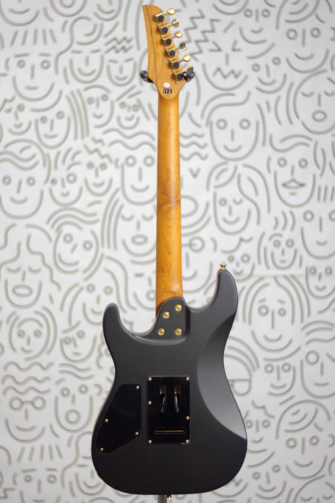 Guitarra Seizi Katana Angel HSS Blackou Mist :: Groover