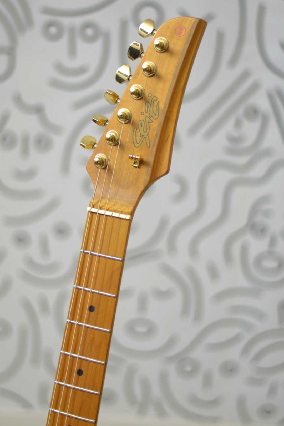 Guitarra Seizi Katana Angel HSS Blackou Mist :: Groover