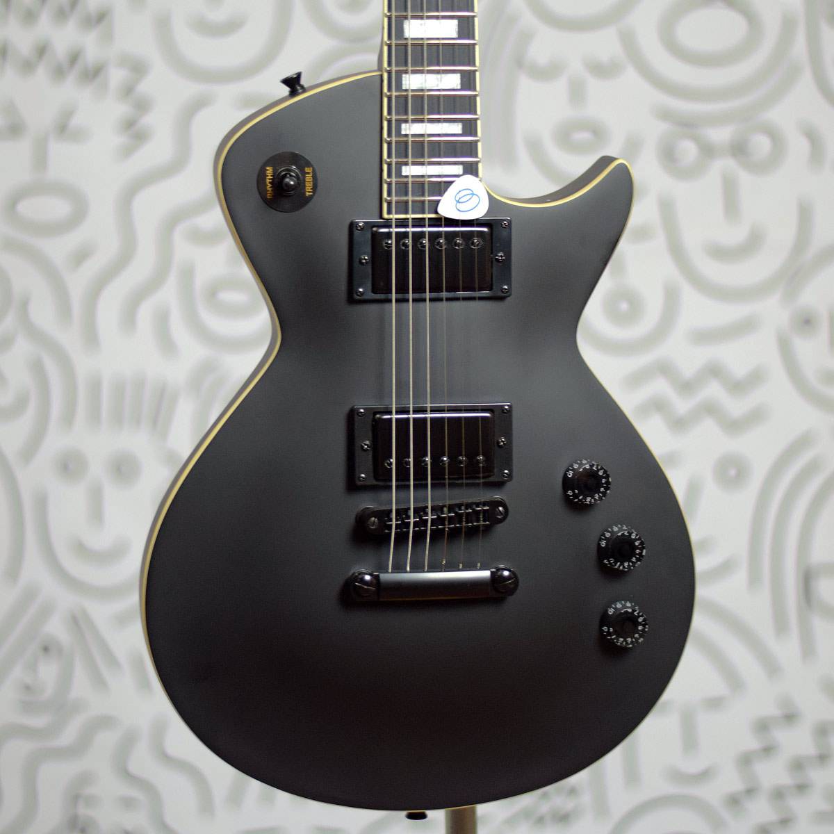 Guitarra Tagima Almach Les Paul Single Cut Black Satin com Palheta Groover