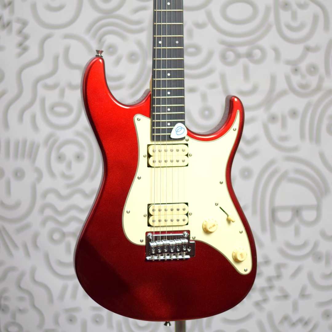 Guitarra Tagima TG-525 Stratocaster HH com Escudo Candy Apple Red
