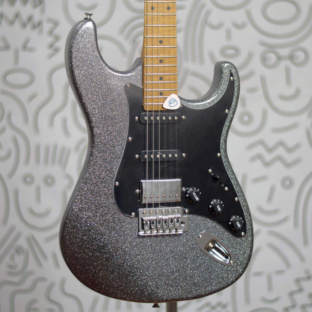 Guitarra Tagima TG-580 Strato Grey Spakle HSS :: Groover