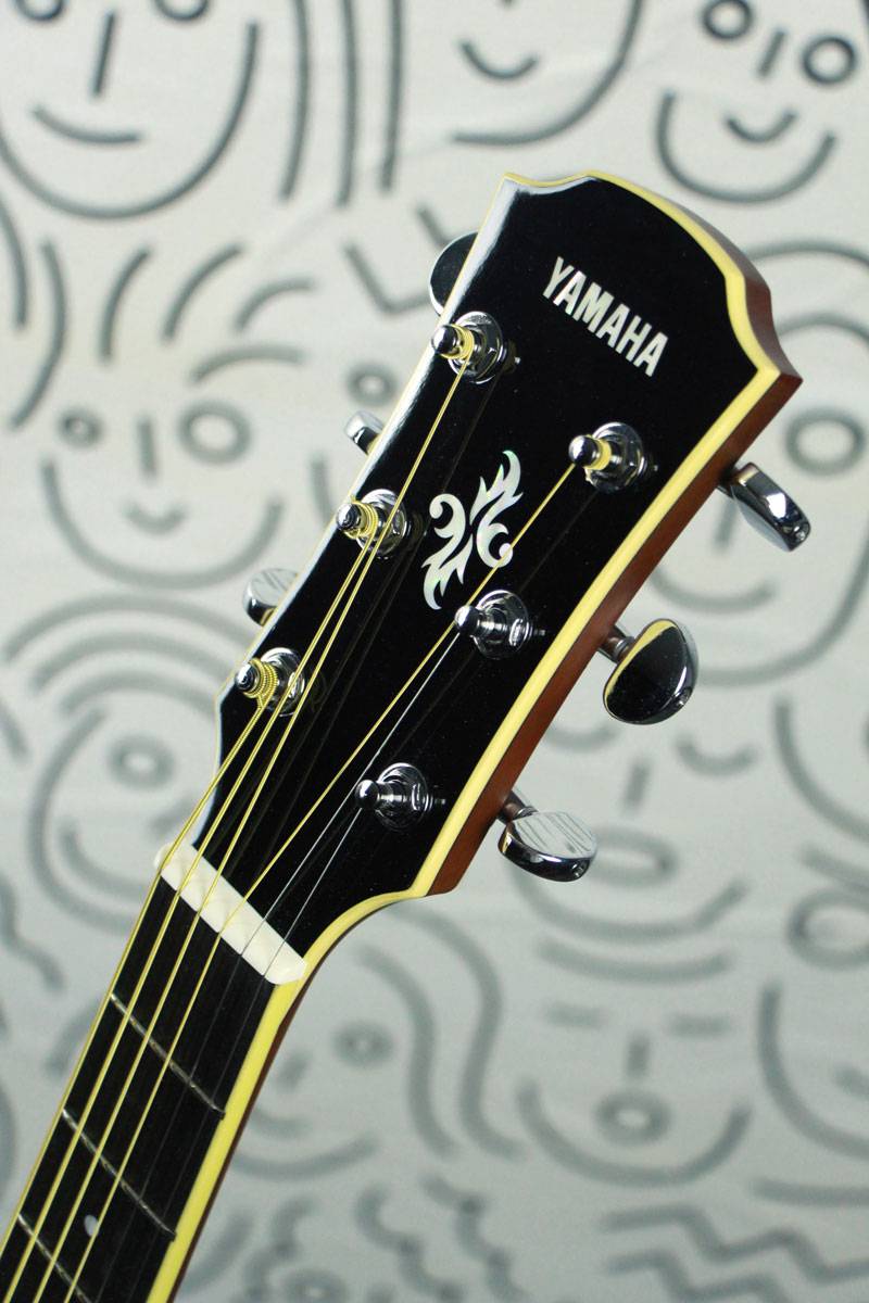 Violão Yamaha APX 700 II Natural :: Groover