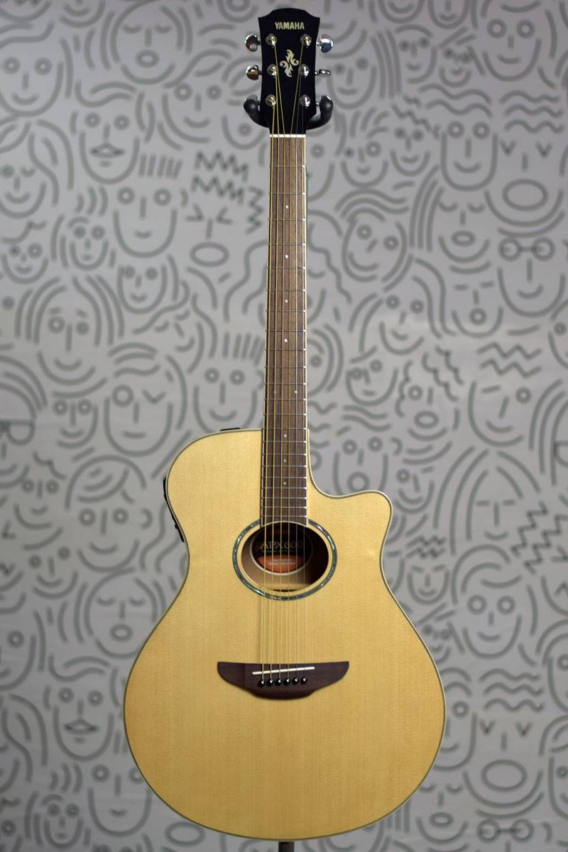 ヤマハ APX600 Violão Yamaha APX600 Eletroacústico Aço Oriental Blue Burst - Mundomax
