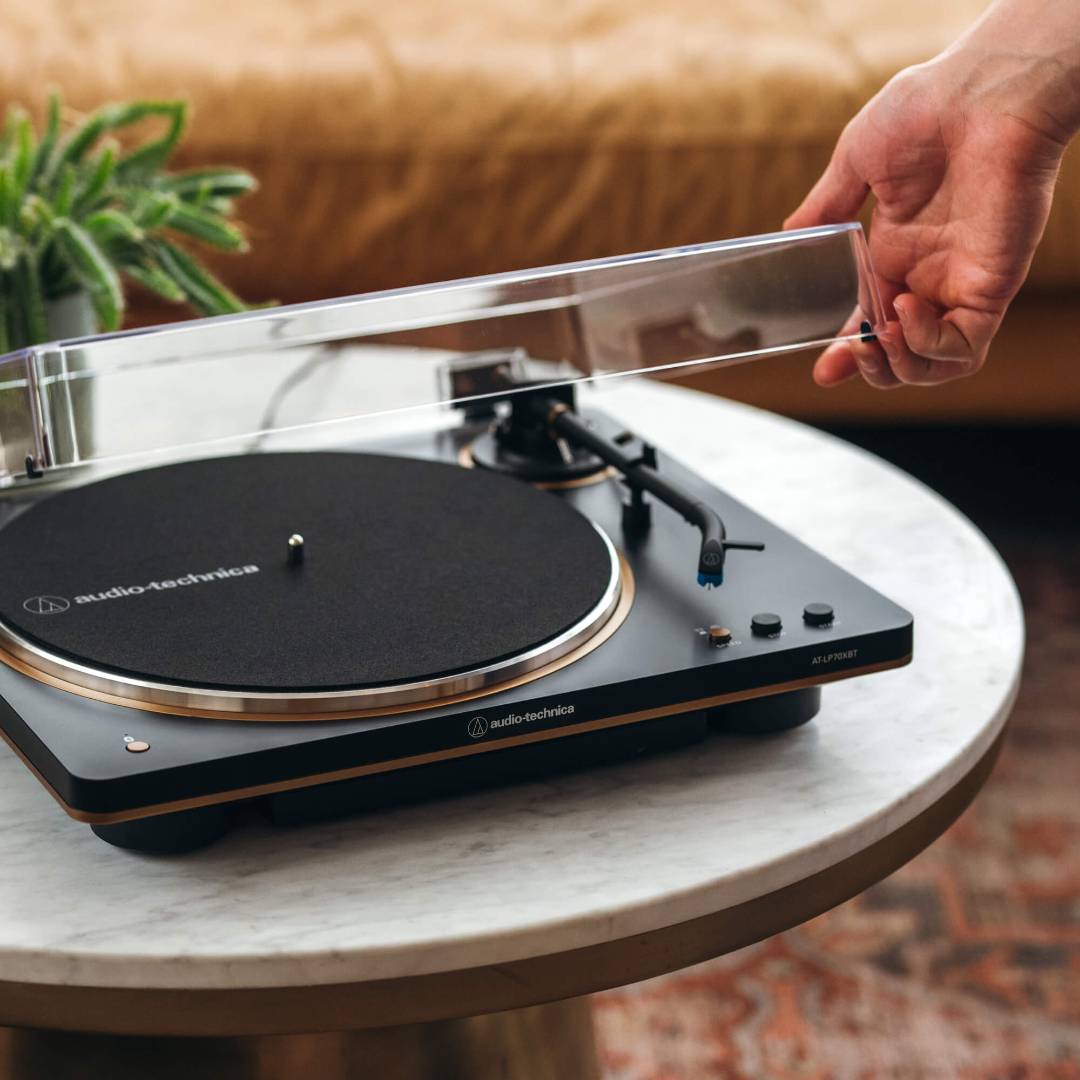 Toca-discos Audio-Technica Automático AT-LP70XBT Bluetooth